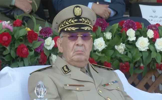 ڤايد صالح : “لا يمكن ترك البلاد لعبة بين أيدي الفاسدين”