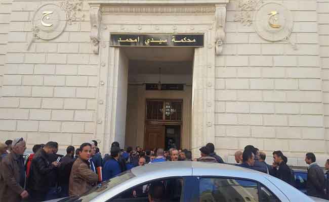 قاضي التحقيق يرفض الإفراج عن 4 موقوفين حملوا الراية الأمازيغية في الحراك