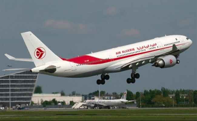 الخطوط الجوية الجزائرية تتدخل لنقل مسافري “إيغل أزور” العالقين