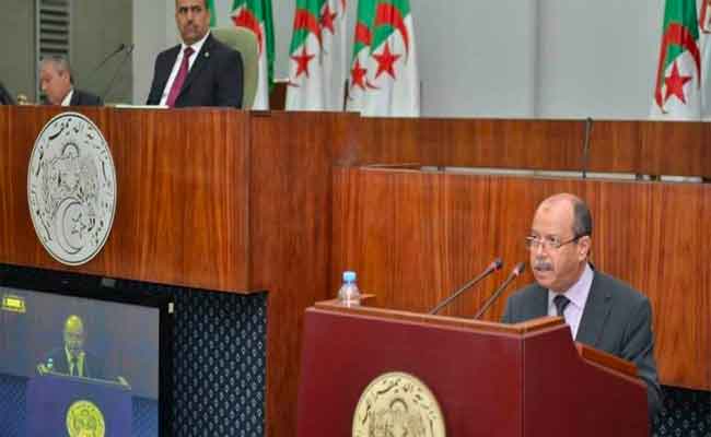 زغماتي : شغل السلطات وهمها الوحيد هو” كيفية إرجاع الكلمة للشعب”