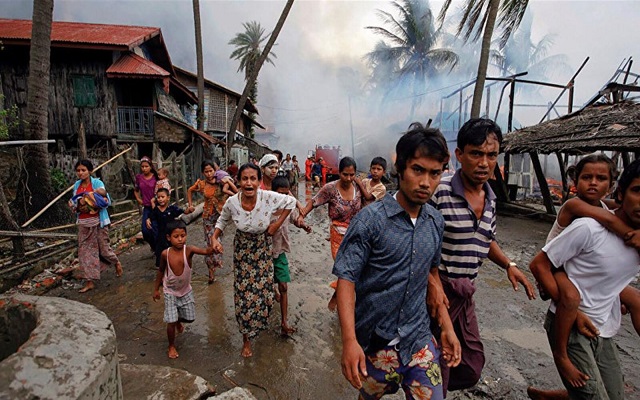 مئات ألاف من المسلمين مهددون بالإبادة في بورما