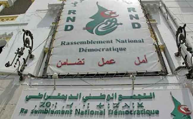 الأرندي : “من الواجب ترك تطبيق قانون المحروقات لرئيس الجمهورية القادم”…