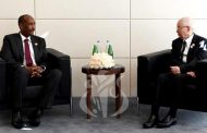 بن صالح يتحادث مع رئيس مجلس السيادة السوداني و نائب رئيس مجلس الوزراء الكويتي