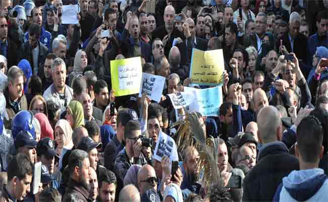 الكنفدرالية الوطنية للنقابات المستقلة تدعو إلى تنظيم إضراب يوم 29 أكتوبر