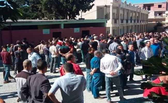 انهيار جدار بمتوسطة ببلدية بوعنداس بسطيف ينهي حياة تلميذ