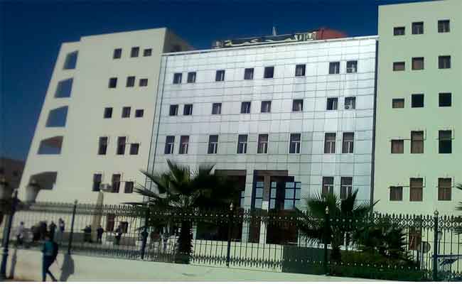 ثلاثيني يحاول الانتحار من سطح محكمة وهران