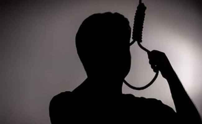 الجزائر تحصي ما بين 500 إلى 600 حالة انتحار سنويا