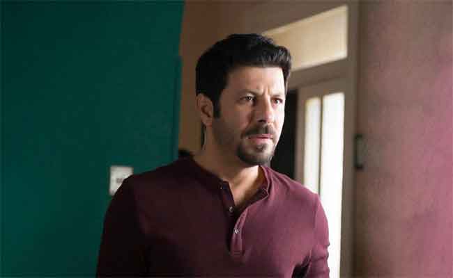 اياد نصار أمام كريم عبد العزيز في “موسى”…