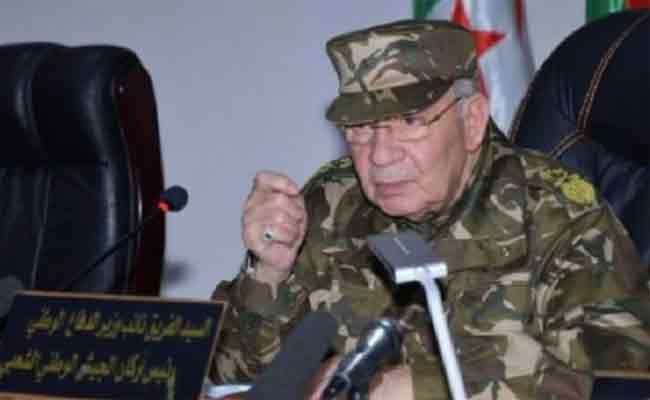 قايد صالح :  قطار الجزائر وضع على السكة الصحيحة “و تم توجيهه نحو الوجهة الصائبة”