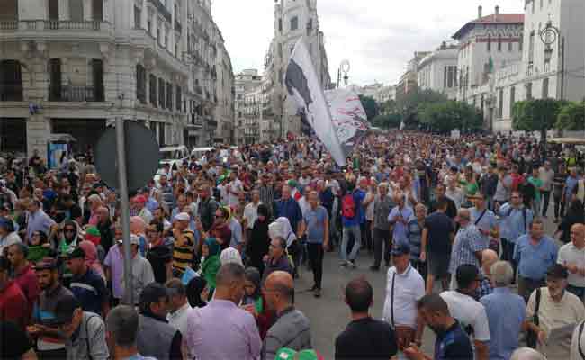 المسيرة الـ34 للطلبة : تشبت بإرجاع السلطة للشعب