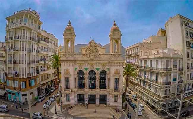 أوبيريت “الفجر والمقصلة” تضيء المسرح الجهوي لوهران…