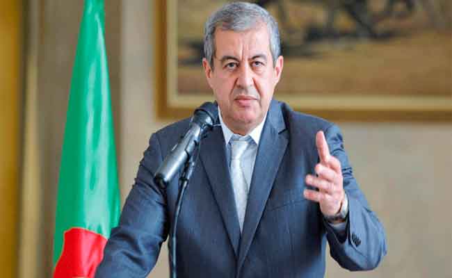 رابحي : الإعلام الوطني “حريص” على مرافقة تطور البلاد المقبلة على الرئاسيات