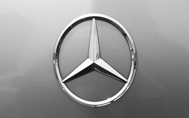 تطبيق “Mercedes-Benz” يسرب المعلومات الشخصية للعملاء...