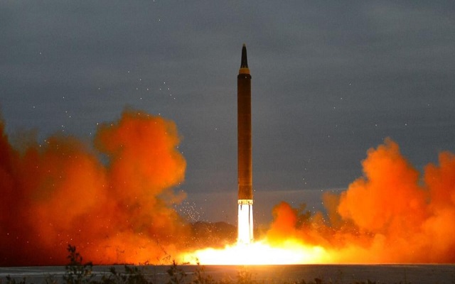 كوريا الشمالية تهدد بالرجوع لتطوير برنامجها النووي...