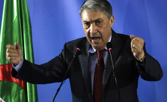 بن فليس من المدية يلتزم بفتح ملف منحة التقاعد وإعادة الاعتبار لفئة المقاومين