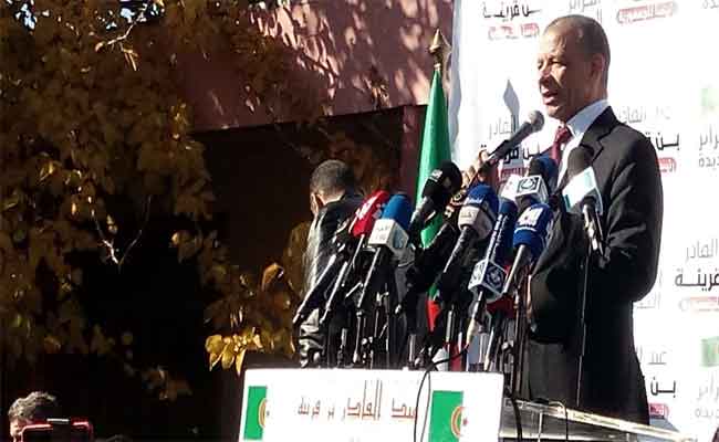 بن قرينة يهاجم التقسيم الإداري الجديد و يتوعد باللجوء إلى ڤايد صالح