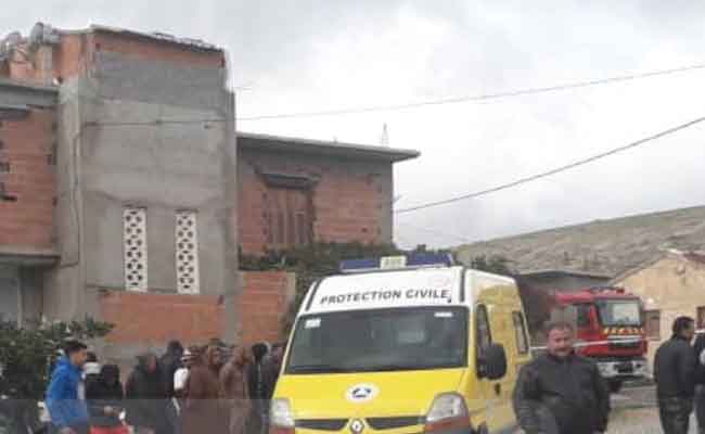 أب ينهي حياة أولاده الثلاثة وزوجته شنقا بسطيف