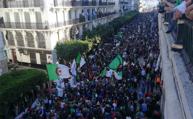 الحراك الشعبي في جمعته الـ41 : رفض قاطع للإنتخابات و مطالب بالتغيير الجذري