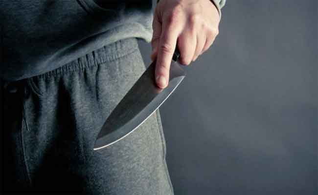 الاعتداء بسكين على موظف داخل مكتبه ببلدية وزرة بالمدية