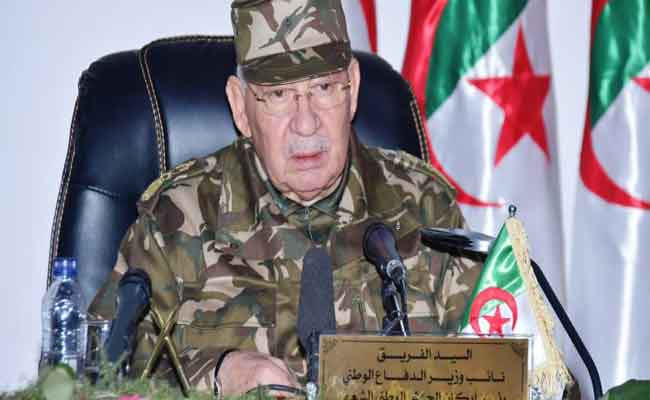 قايد صالح يؤكد أن المسيرات الشعبية تدعم المسار الانتخابي و تساند الجيش في مواقفه