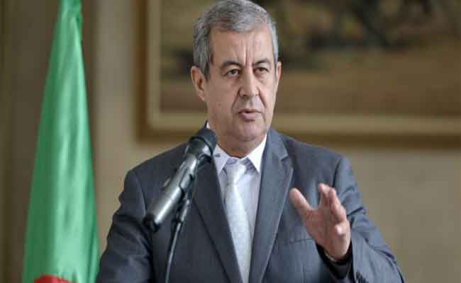 رابحي يتأسف لاستغلال”أعداء الشعب”لشبكات التواصل الاجتماعي للمساس بوحدة الوطن