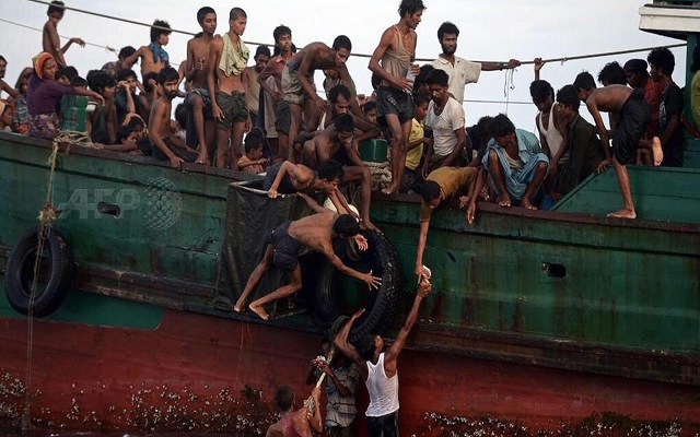 إنقاذ 119 من مسلمي الروهنغيا من الغرق