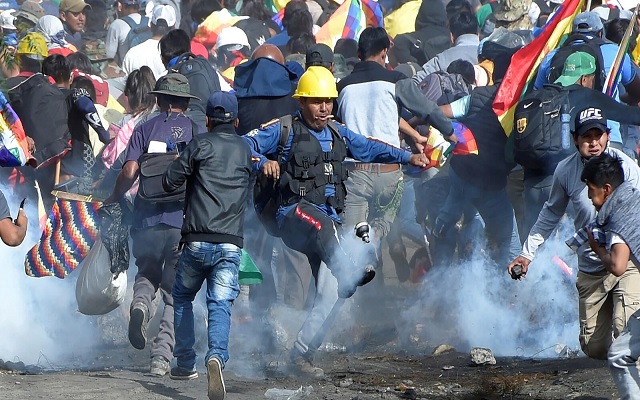 23  قتيلا و 715 مصابا في احتجاجات بوليفيا