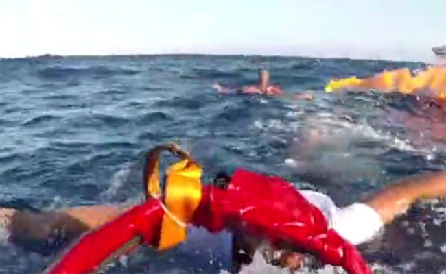 قوارب الموت تغرق 10 شبان بتلمسان