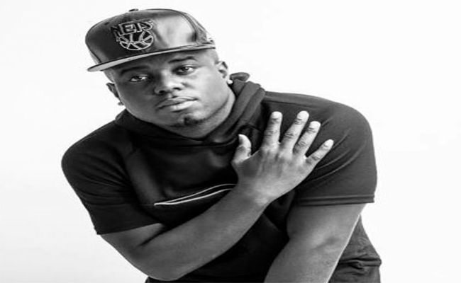 ابنة بطل ألعاب القوى العالمي سعيد عويطة تتزوج بمغني راب أمريكي شهير في المغرب…