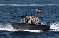 قوات إيرانية تحتجز سفينة قرب جزر الإماراتية المحتلة