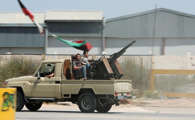 مجهلون يهاجمون مقر المجلس الرئاسي الليبي بطرابلس