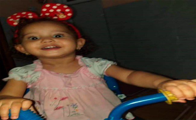 العثور على الطفلة مريم المختفية في سعيدة و الشرطة تحقق