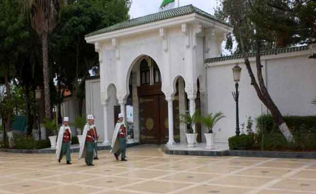 هؤلاء هم أعضاء الحكومة التي عينها تبون و التي يقودها جراد وزيرا أولا