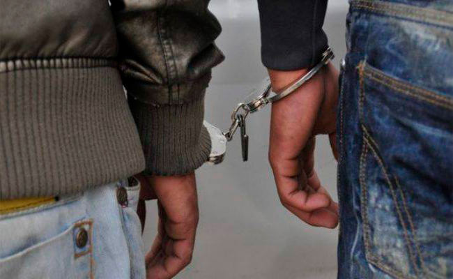 الإطاحة بشبكة إجرامية من اطارات مديرية التجارة تورطوا في الاحتيال على التجار بوهران