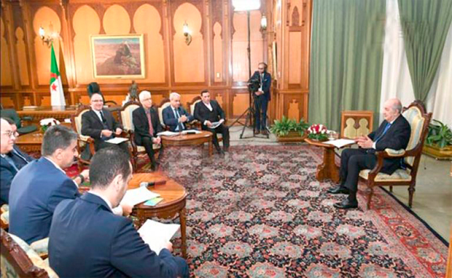 هذه هي أجوبة تبون خلال للمقابلة الصحفية التي أجراها مع وسائل الإعلامية الوطنية