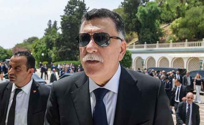 وزير الشؤون الخارجية بحكومة الوفاق الوطني الليبي يحط الرحال بالجزائر