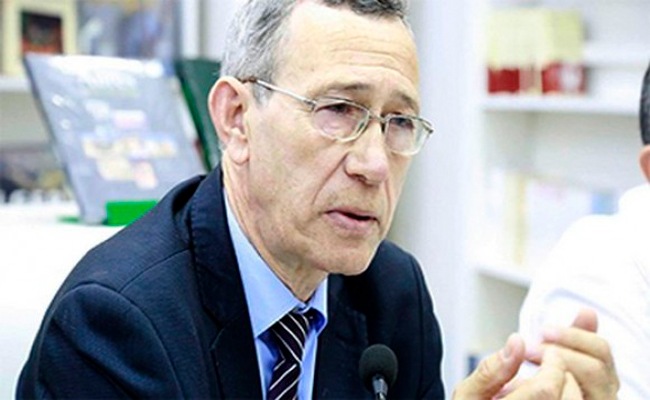 وزير الاتصال الجديد يعلن عن إطلاق ورشات “إصلاح شامل” لقطاع الإعلام