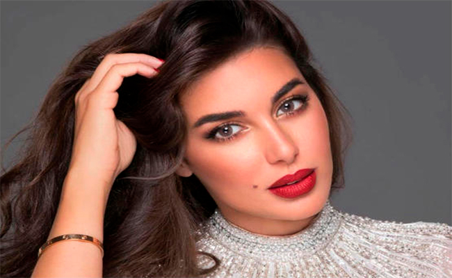 ياسمين صبري باطلالة كلاسيكية مبهرة في حملة اعلانية لمجموعة مجوهرات”Cartier”…