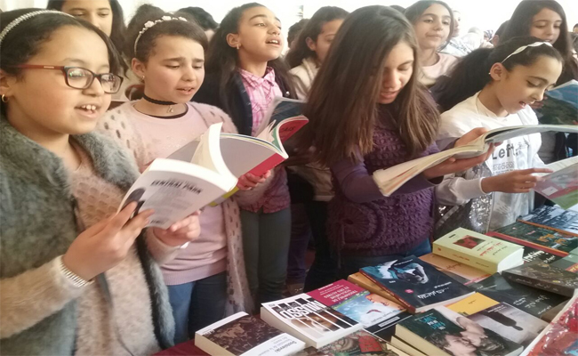 العاصمة تستضيف الدورة الثالثة لمبادرة” كتاب بدلا من تذكرة” شهر مارس المقبل