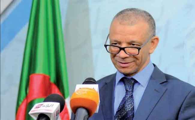 بن قرينة يدعو إلى “مباشرة حوار وطني من دون إقصاء”