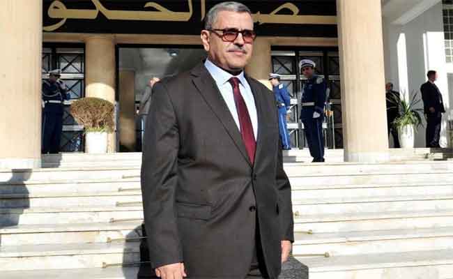 فيروس كورونا : جراد يدعو إلى “الابتعاد عن التهويل”