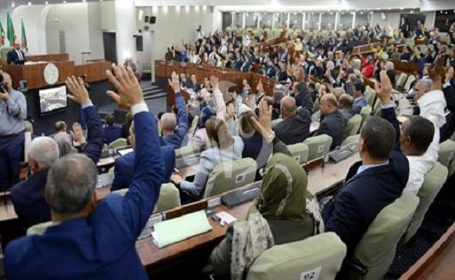 المصادقة بالأغلبية على مخطط عمل الحكومة