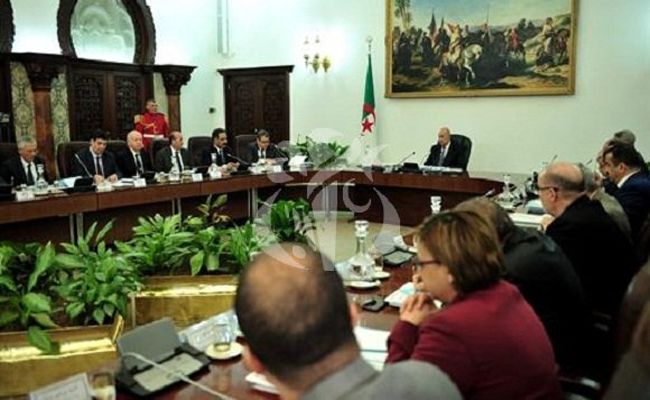 رئيس الجمهورية تبون يترأس اجتماعا لمجلس الوزراء