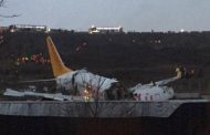 انشطار طائرة بعد خروجها عن المدرج في تركيا