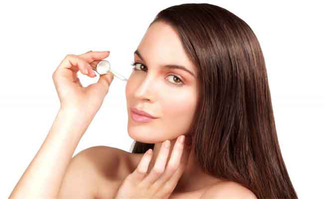 أسرار العناية بالبشرة بعد سن الأربعين نكشفها لكِ!