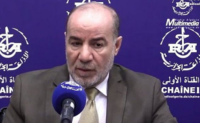 بلمهدي : “تعليق رحلات العمرة إجراء مؤقت ريثما تظهر قدرة التحكم في انتشار فيروس كورونا”