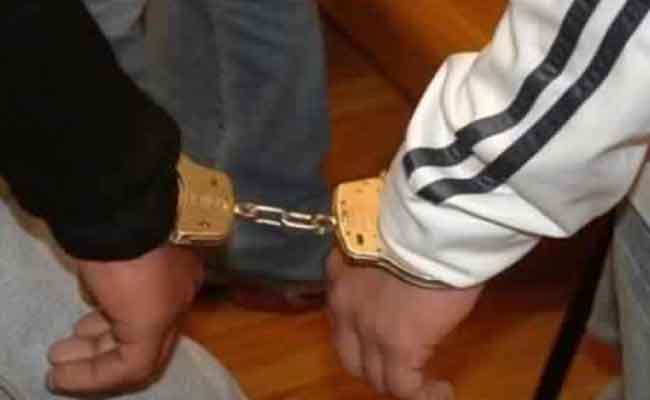 الإطاحة بشبكة للدعارة بالطارف