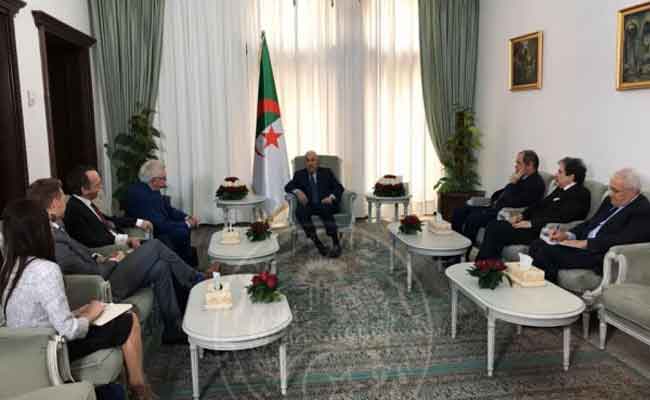 استقبال رئيس الجمهورية تبون للمبعوث الخاص الكندي