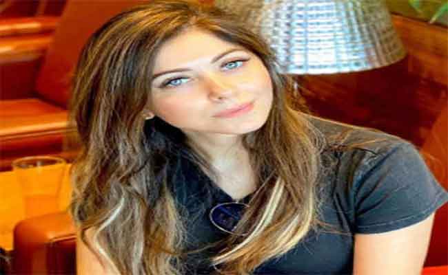 كانيكا كابور…أول نجمة في بوليوود تصاب بفيروس كورونا…