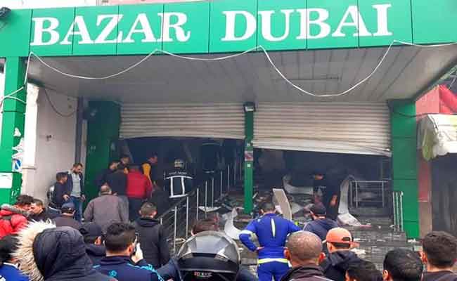 النيران تلتهم “سوق دبي” بعين بنيان بالعاصمة